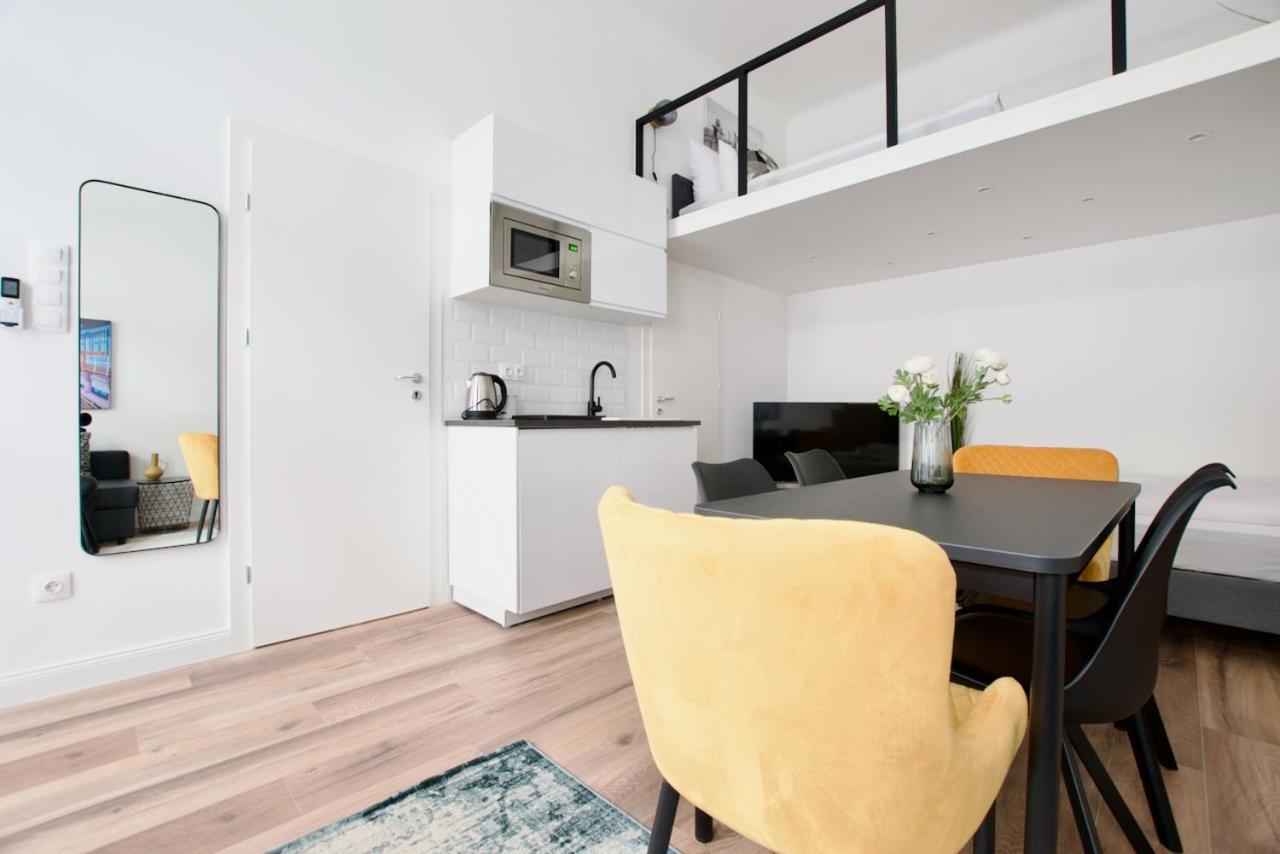 Premium Apartment By Hi5- Brody Street Budapest Bagian luar foto