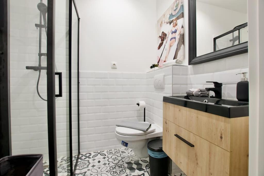 Premium Apartment By Hi5- Brody Street Budapest Bagian luar foto